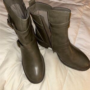 Winter Army Green Stylish Boots